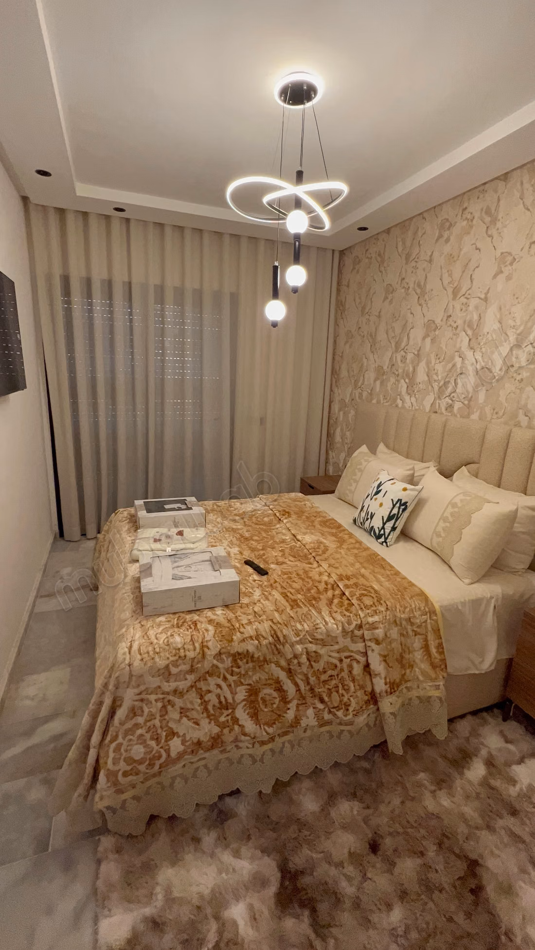 Apartment for rent in Franceville. 2 beautiful bedrooms. Furnished