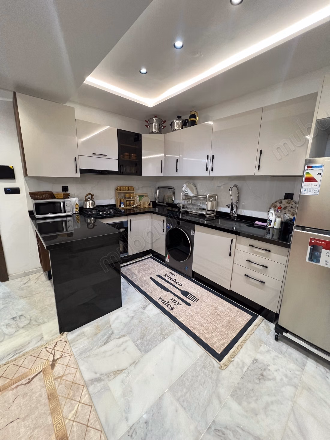 Affitta questo appartamento a Franceville. 2 camere. Arredato