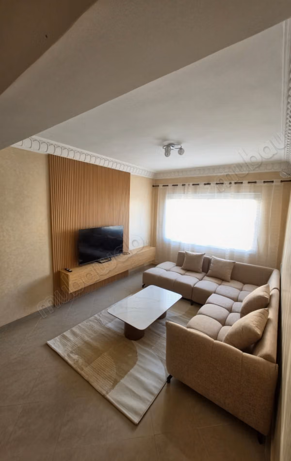 À louer en longue durée– Bel appartement lumineux