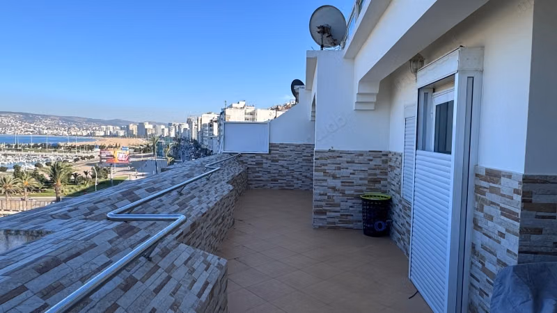 Appartment meublé vue panoramique sur la marina