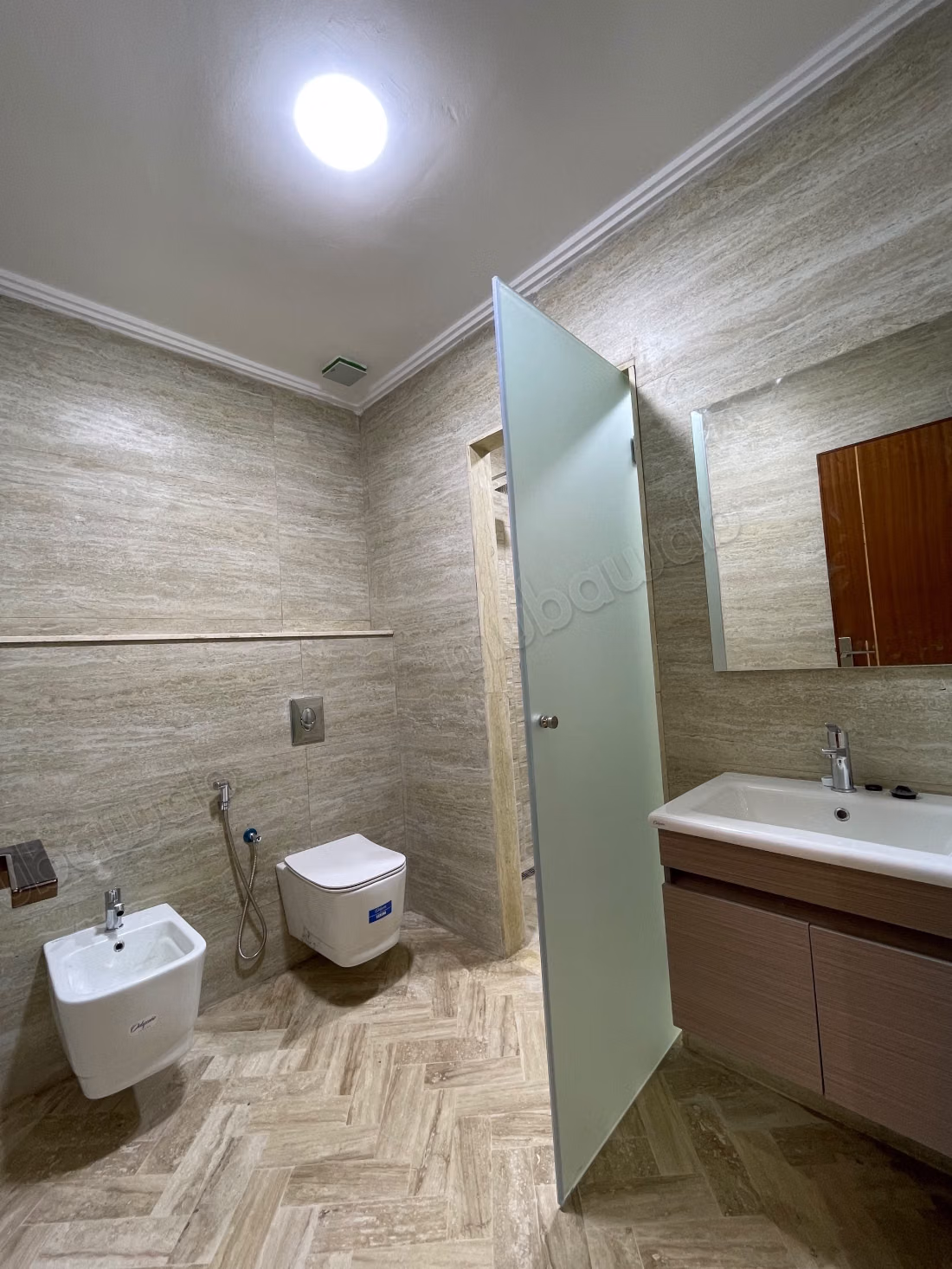 Apartment of 130 m2 living space