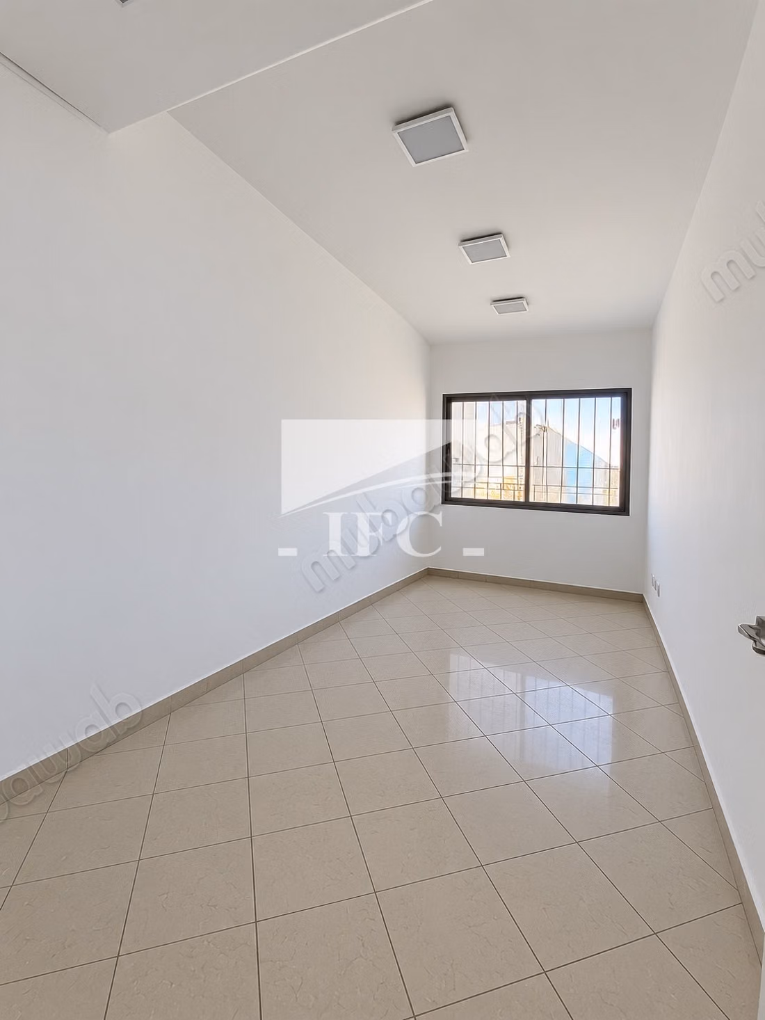 Etage à louer 400m² Montplaisir IFCM265