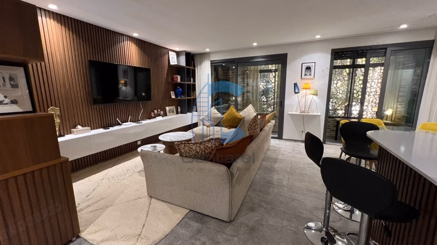 Luxury apartment with 2 bedrooms and 2 terraces, 112 m² for sale in Guéliz