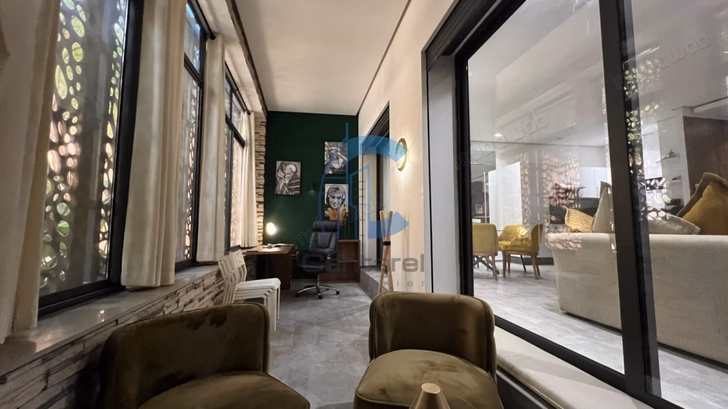 Luxury apartment with 2 bedrooms and 2 terraces, 112 m² for sale in Guéliz