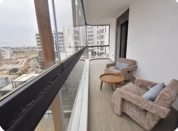 Magnifico studio su CFC con una bella vista