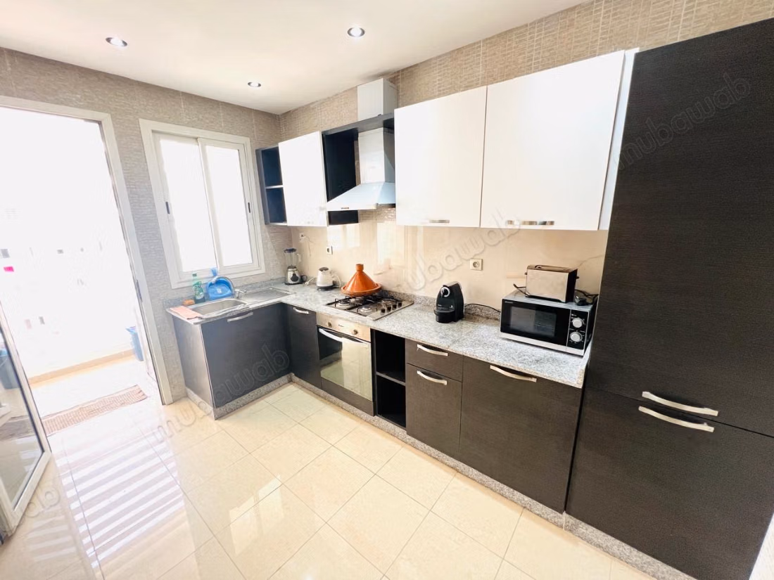 Bel appartement à louer dans le quartier Mohammedi. 2 pièces. Meublé