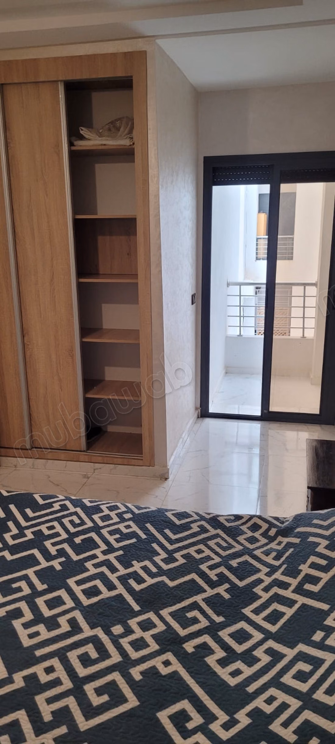 Beautiful furnished apartment hardly ever lived in