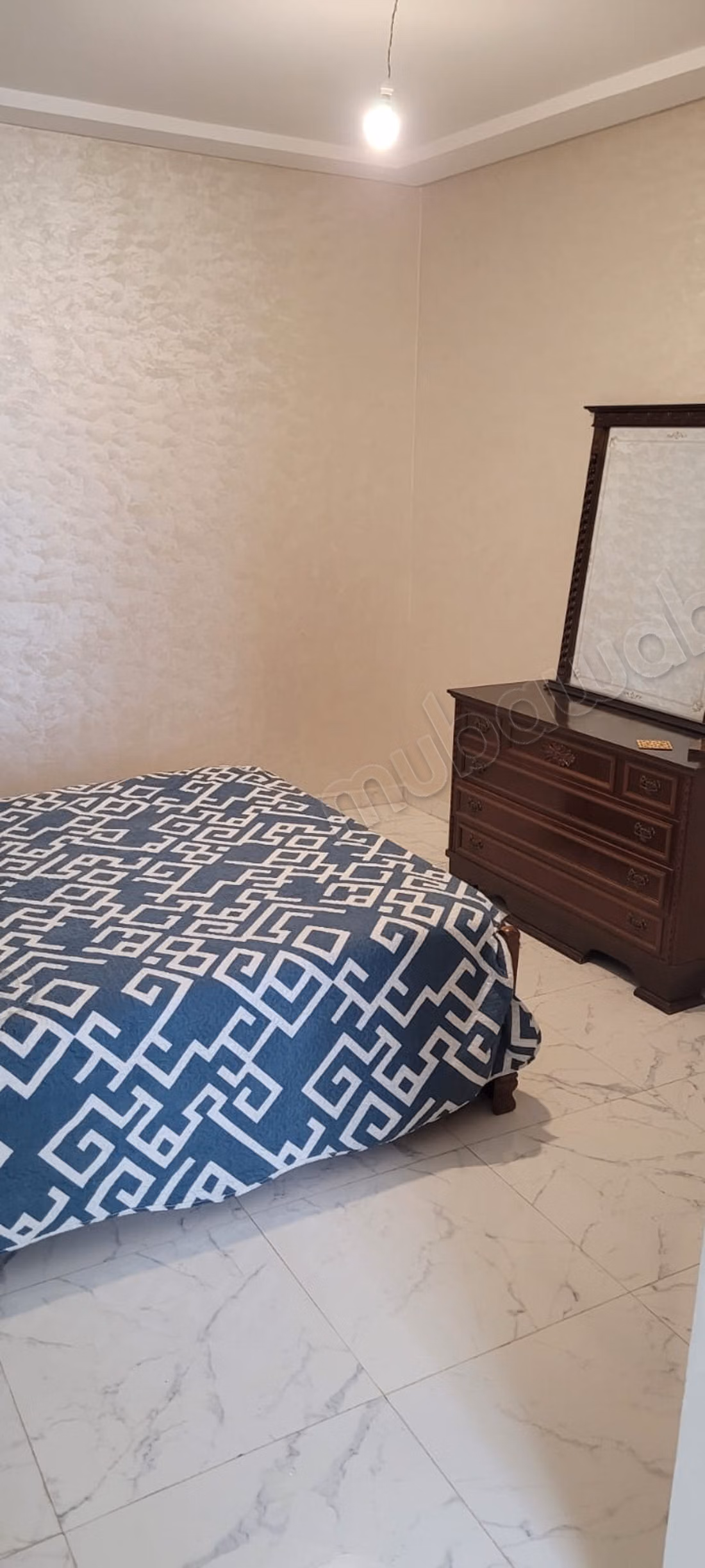 Beautiful furnished apartment hardly ever lived in