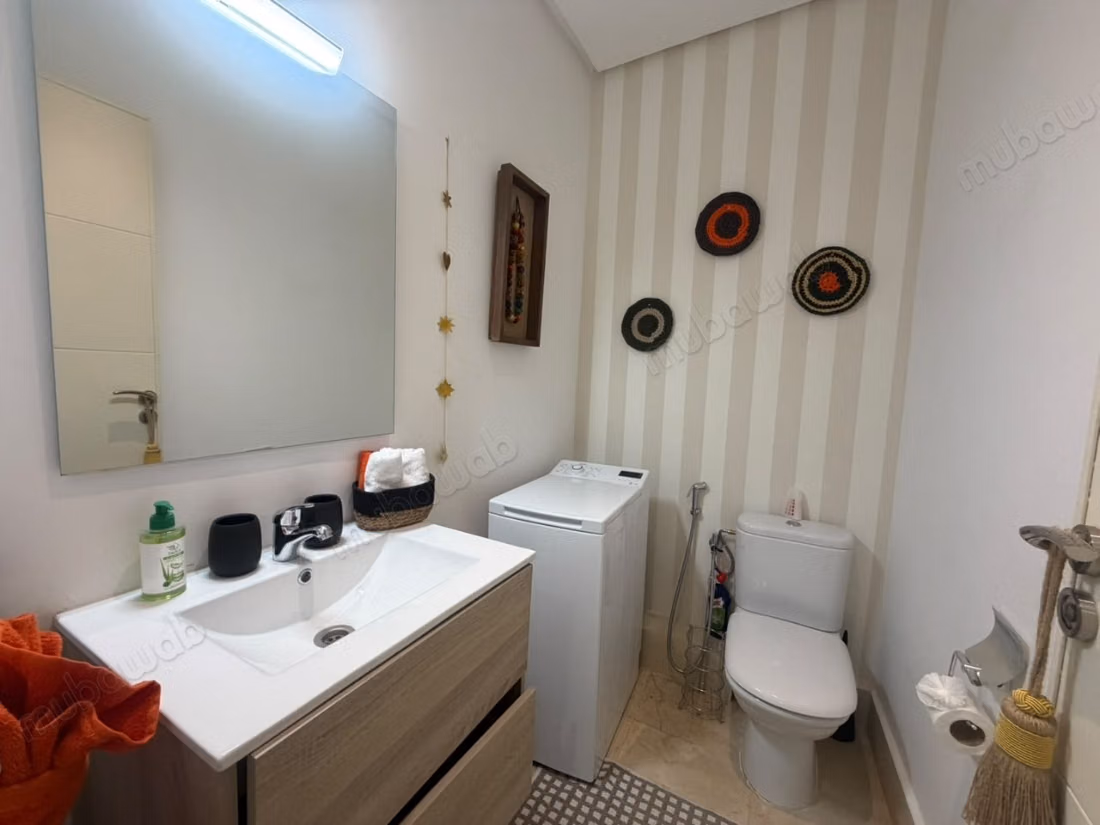 Splendide chic appartement 2 chambres salon