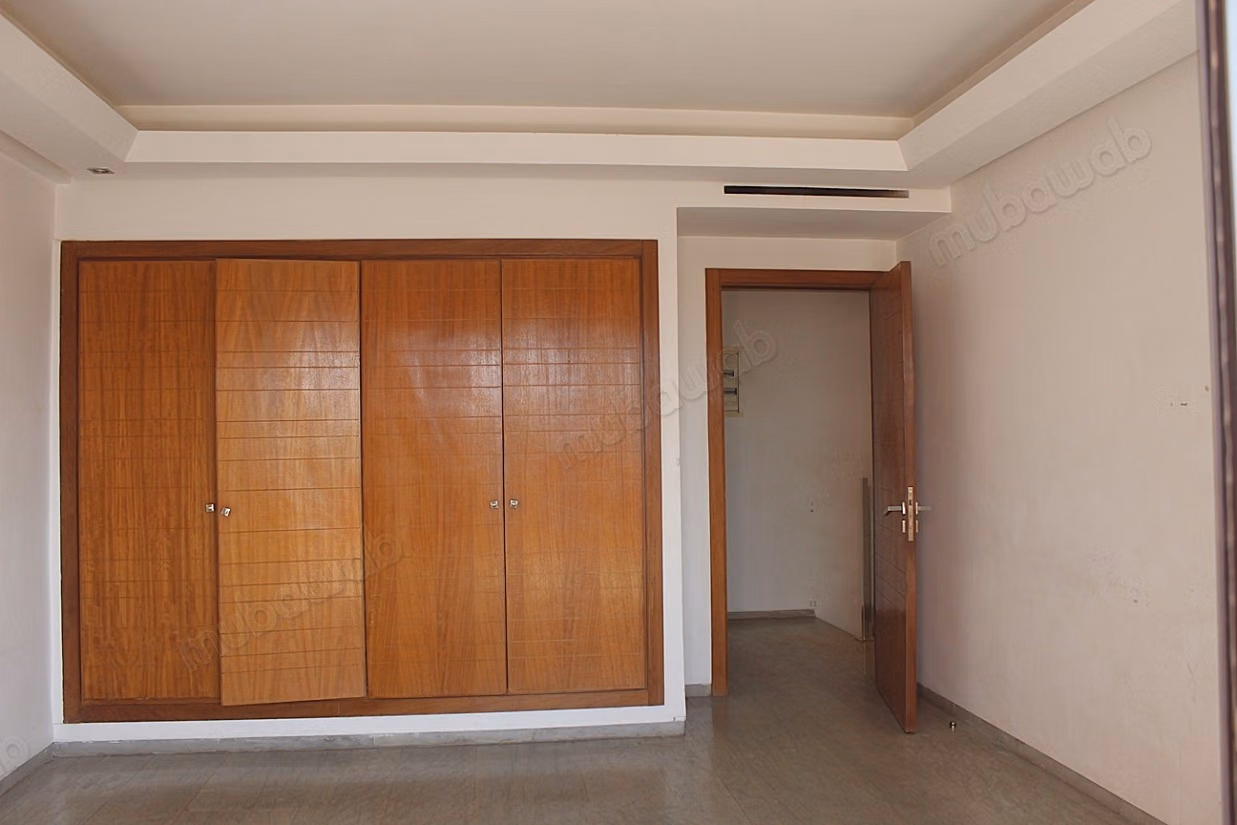Grand duplex de 3 chambres proche de Victor HUGO