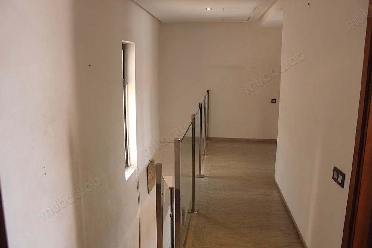 Grand duplex de 3 chambres proche de Victor HUGO