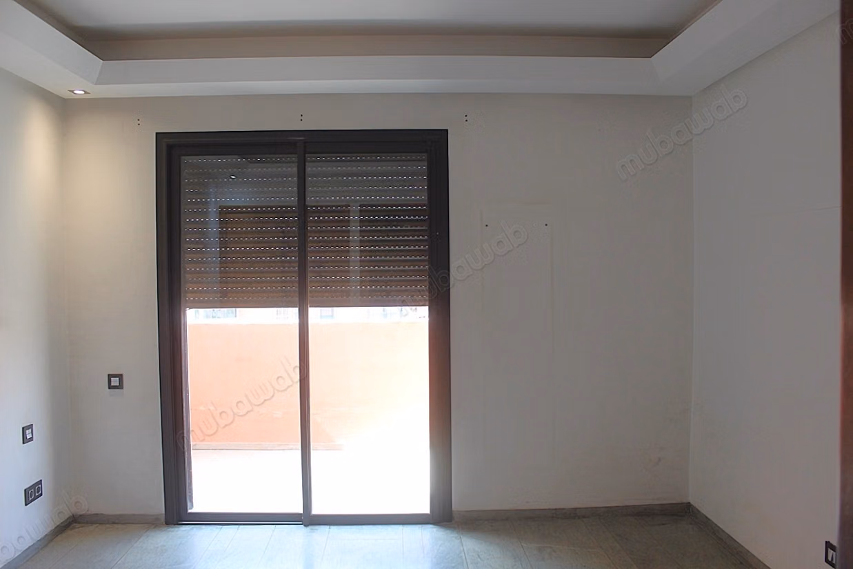 Grand duplex de 3 chambres proche de Victor HUGO