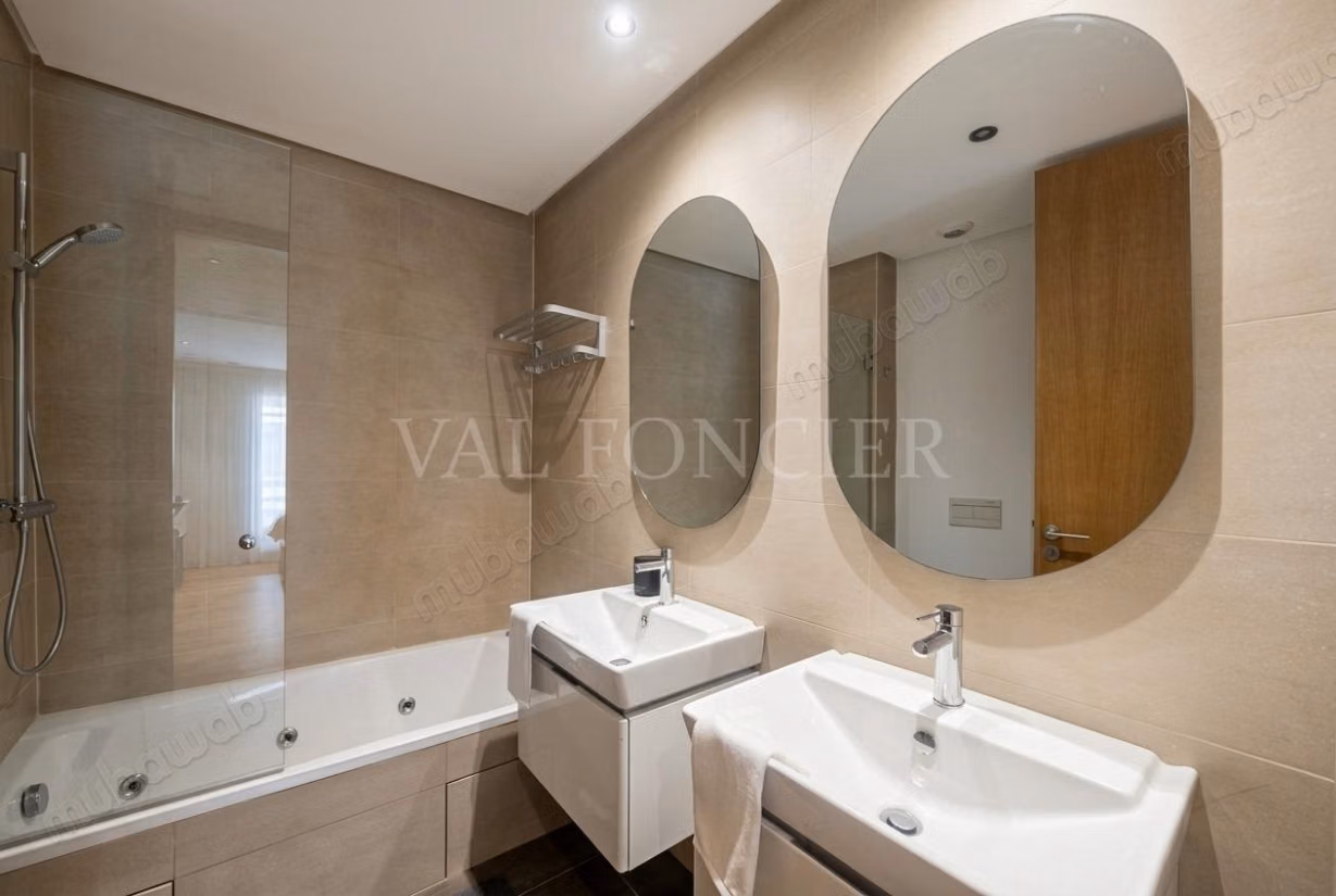 For sale Exceptional apartment 166m2 2 Suites furnished Ain Diab, Casablanca