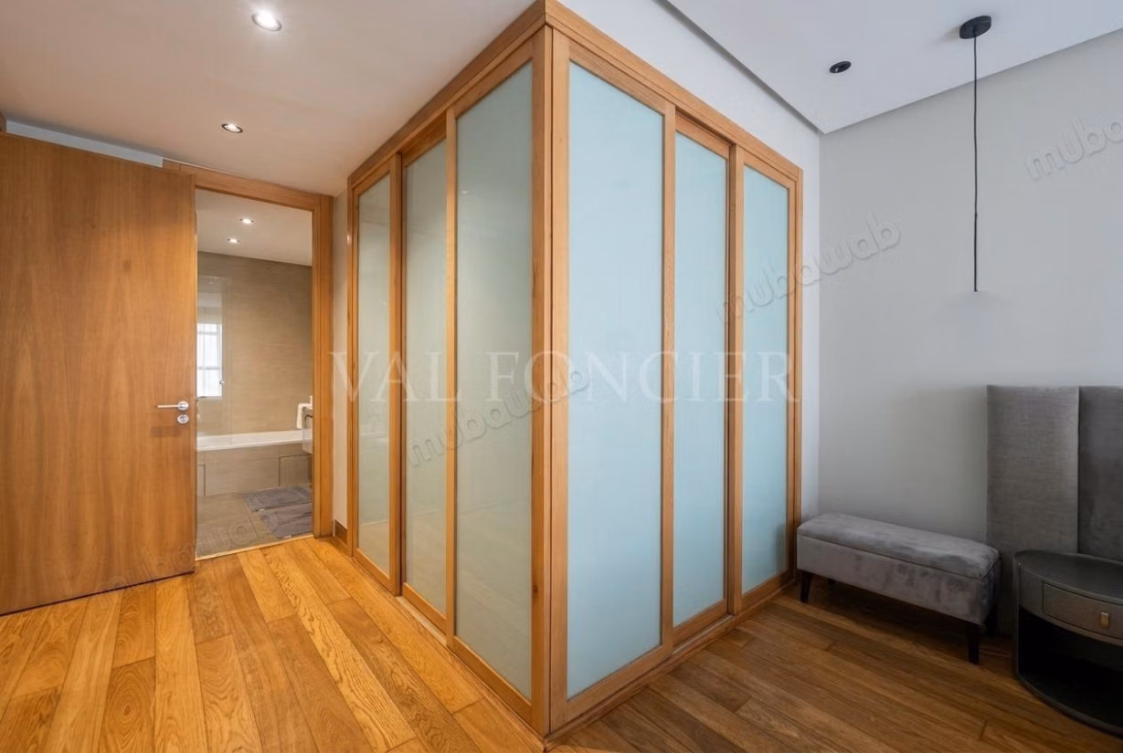 For sale Exceptional apartment 166m2 2 Suites furnished Ain Diab, Casablanca