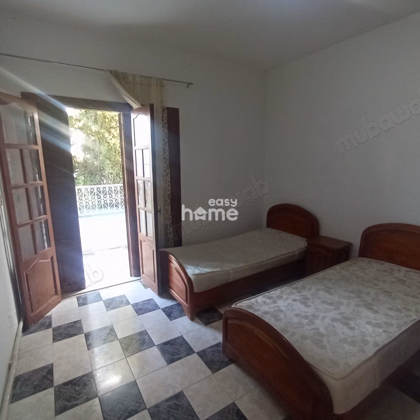 S2 meublé de 130m² avec une terrasse
