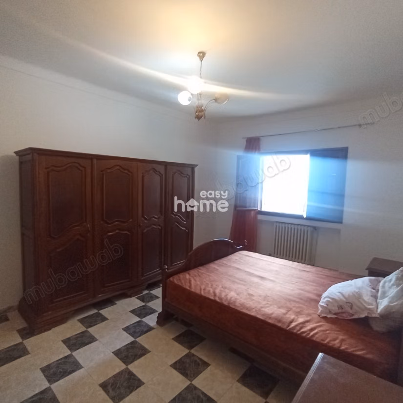 S2 meublé de 130m² avec une terrasse