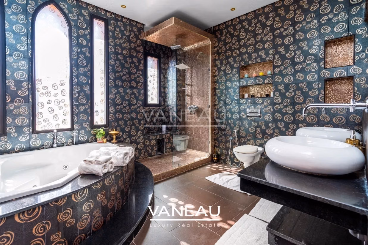 Villa 6 suites à vendre au coeur d'un des plus prestigieux Golf de Marrakech