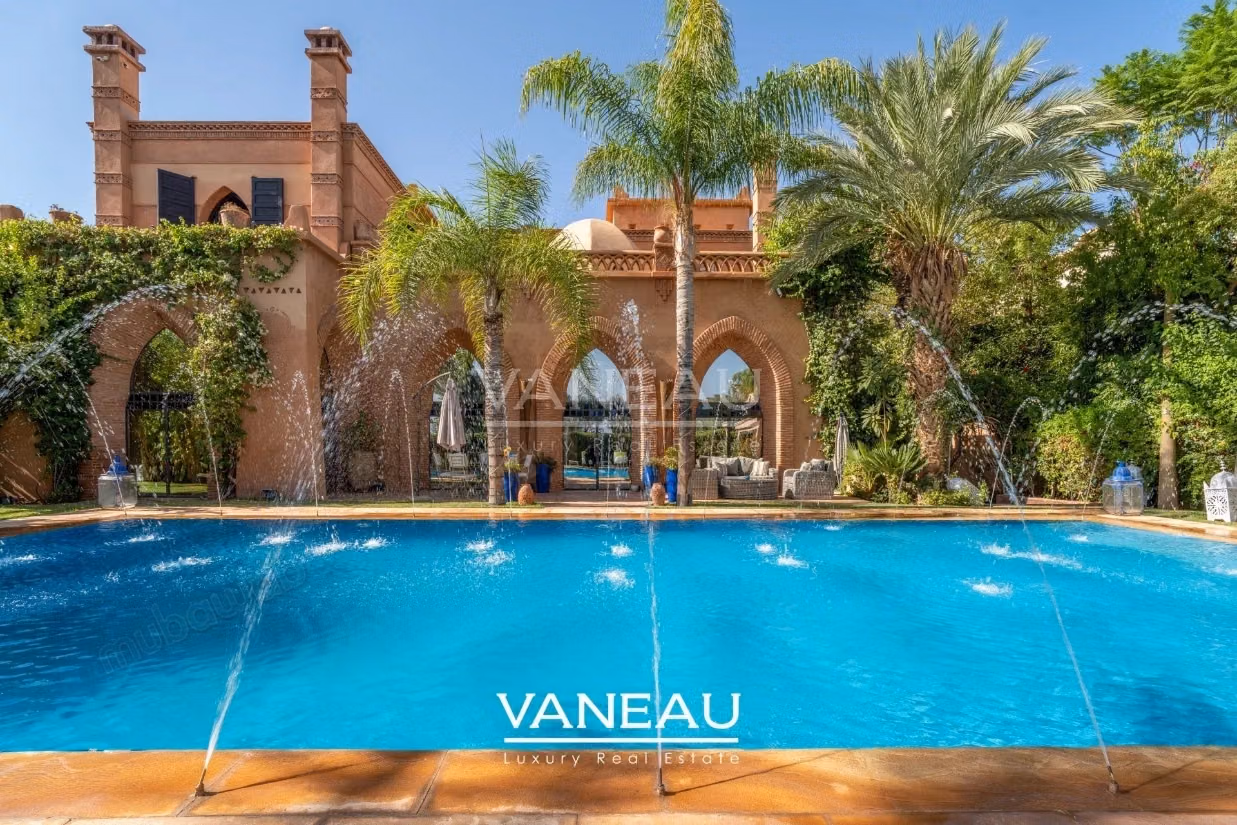 Villa 6 suites à vendre au coeur d'un des plus prestigieux Golf de Marrakech