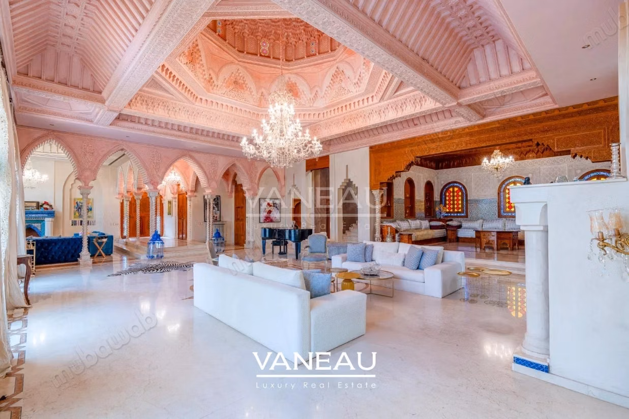 Villa 6 suites à vendre au coeur d'un des plus prestigieux Golf de Marrakech
