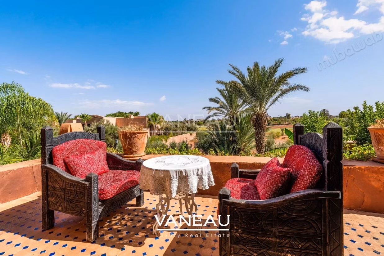 Villa 6 suites à vendre au coeur d'un des plus prestigieux Golf de Marrakech