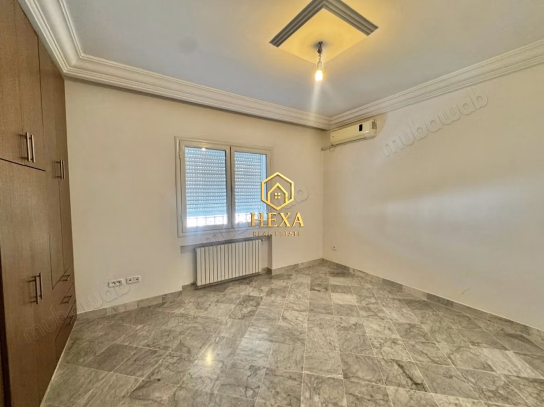 Etage de villa S3 à La Marsa