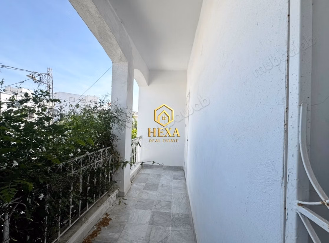 Etage de villa S3 à La Marsa
