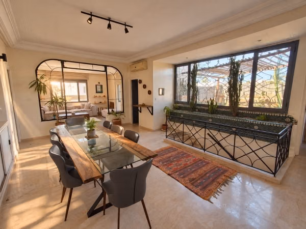 Unusual villa - 180 m² -