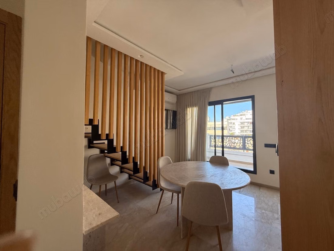 Studio duplex avec terrasse