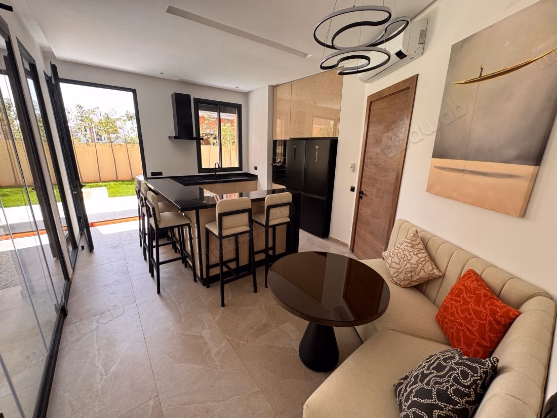 Location villa MYS haut standing. Meublée ou vide