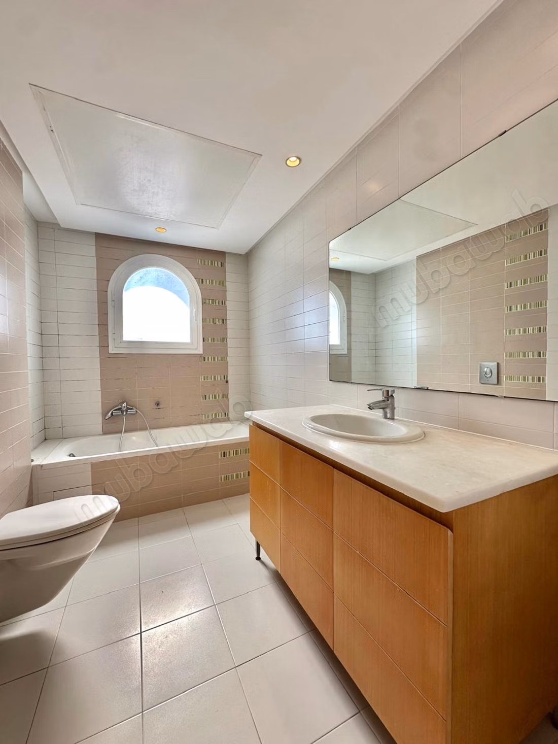 Alouer: villa s4 a gammarth la marina