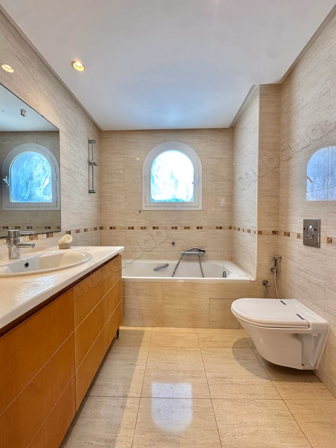 Alouer: villa s4 a gammarth la marina