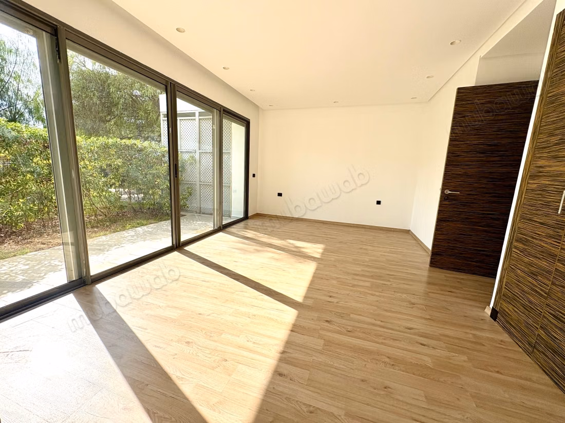 Rez de jardin 4 chambres dans une résidence sécurisée