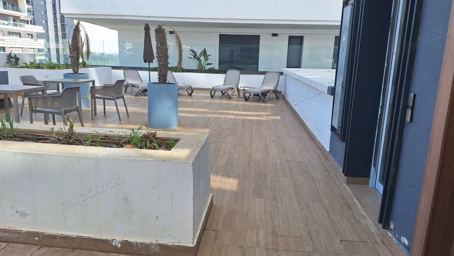 Studio moderno arredato in affitto a CFC