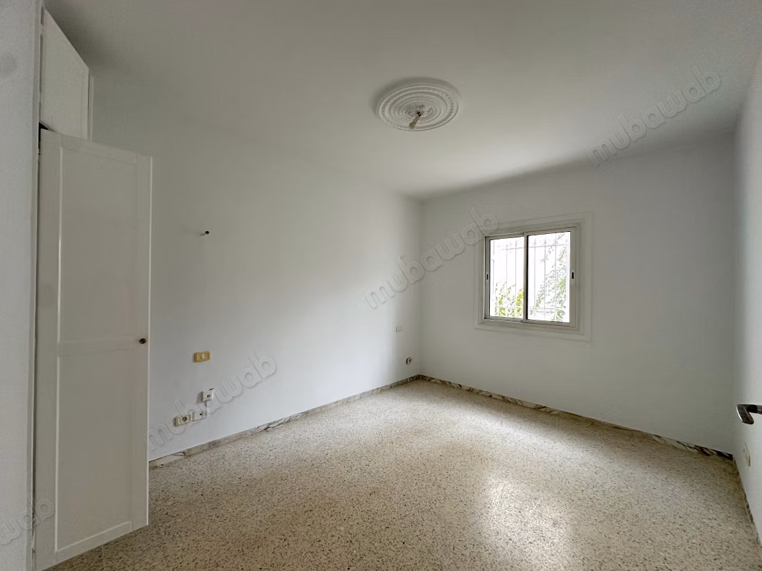 Appartement en vente à Gammarth Village. 3 chambres. Chauffage centralisé