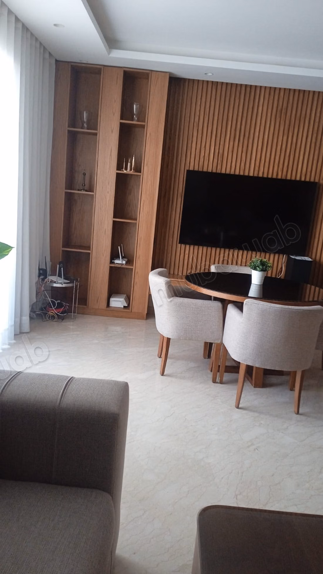 Appartamento arredato con 3 camere da letto in affitto a Racine