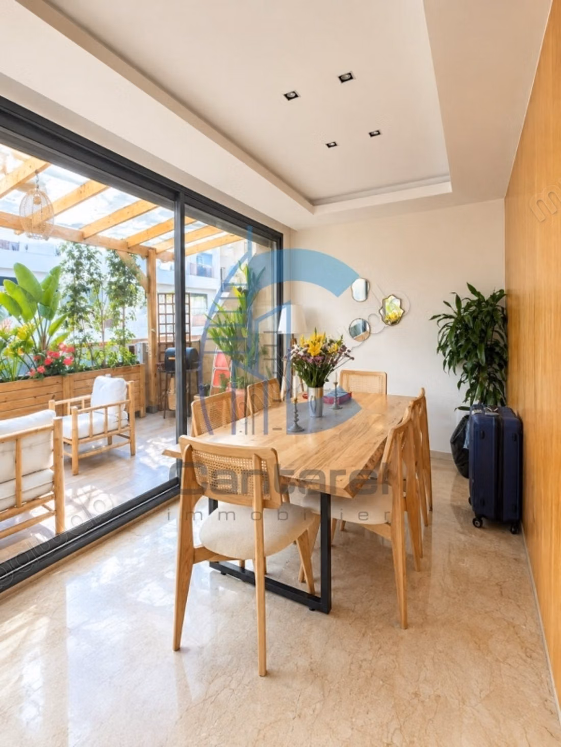Charming duplex of 166 m² with terraces – Gauthier