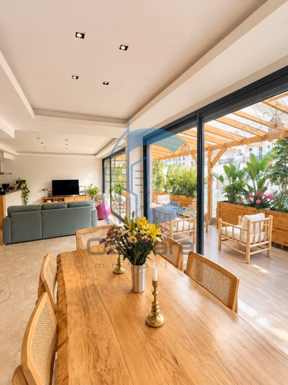 Charming duplex of 166 m² with terraces – Gauthier