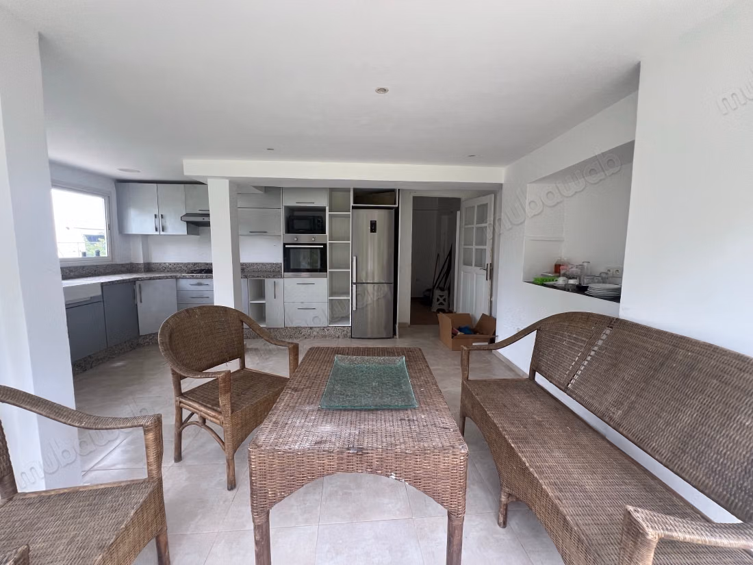 Villa de prestige à louer – Souissi, Rabat