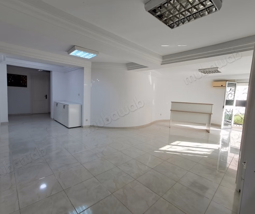 For Sale Triplex Villa in Jardins de L'Aouina