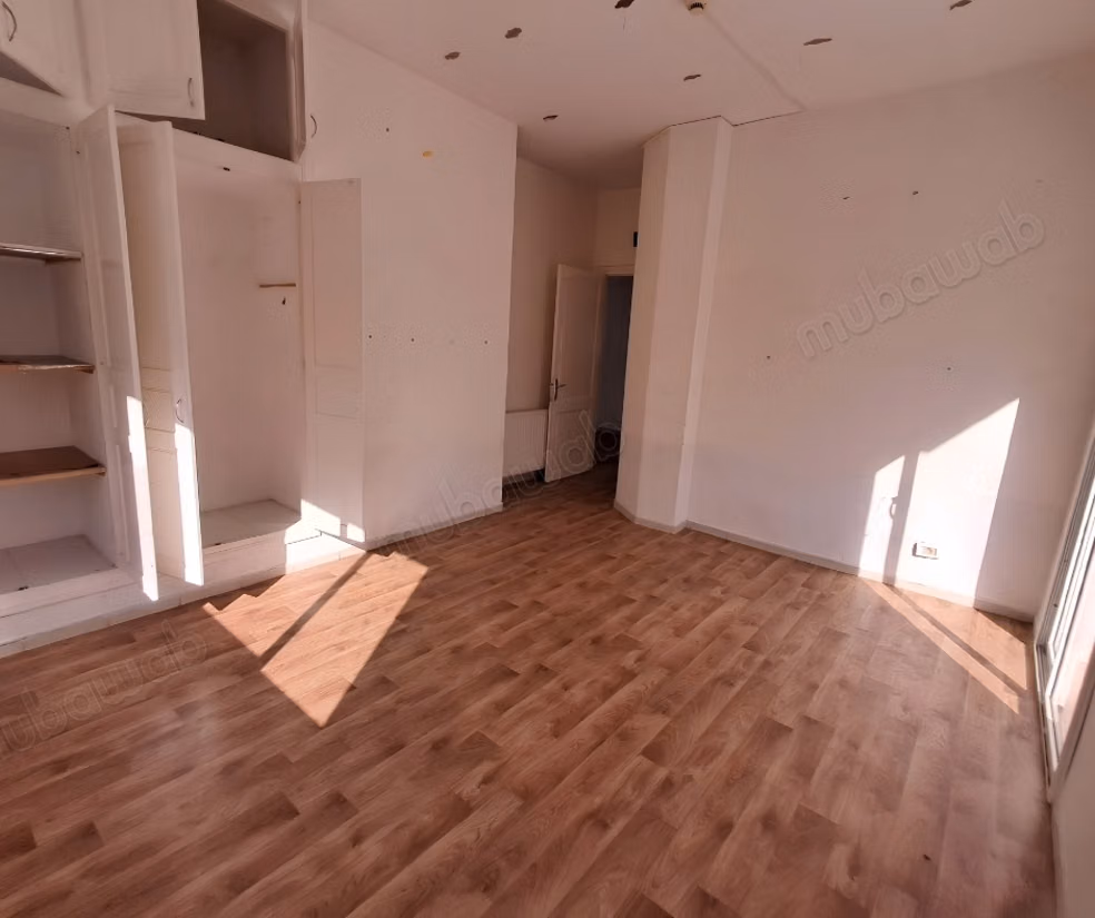 For Sale Triplex Villa in Jardins de L'Aouina