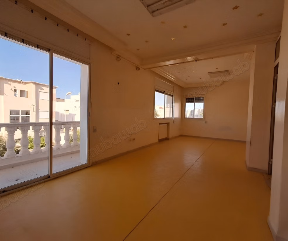 For Sale Triplex Villa in Jardins de L'Aouina