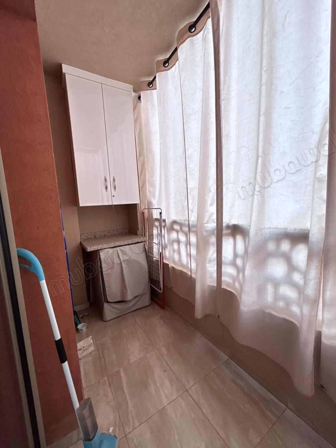 Appartement meublé en sous location avec piscine à Jnan Awrad
