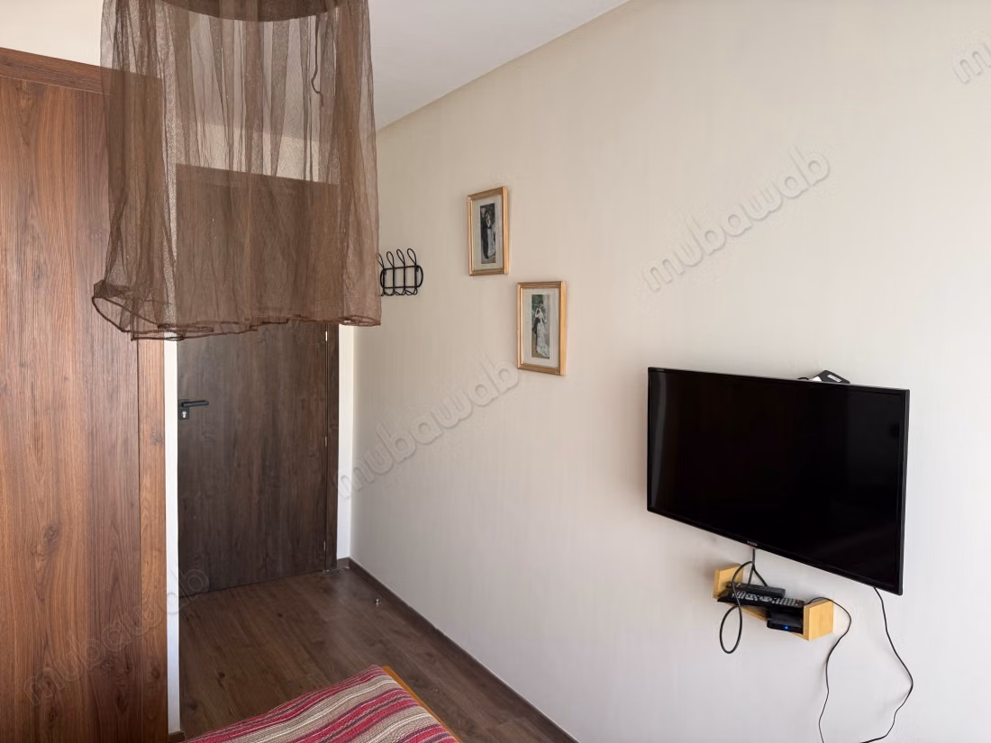 Magnificent studio with garage included available in January