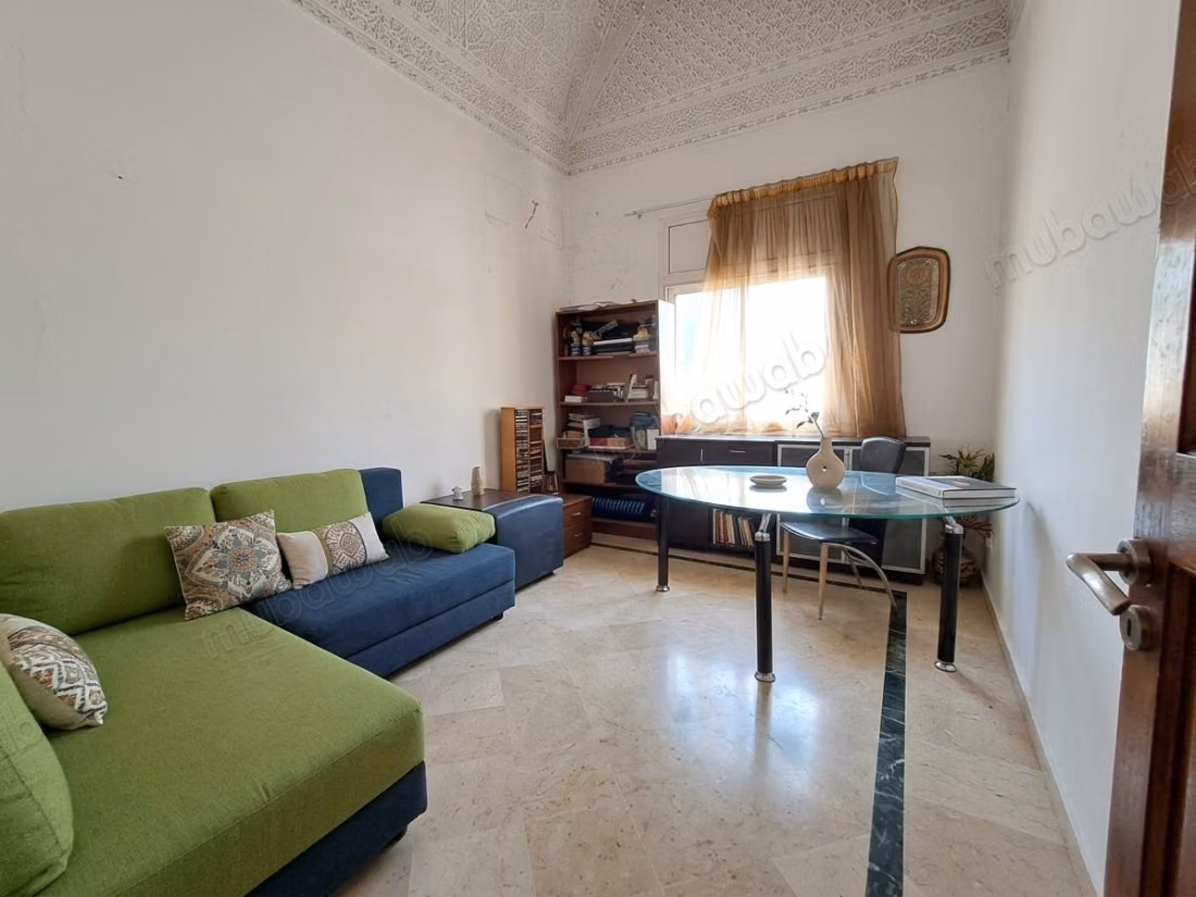 Villa avec Piscine et Énergie Solaire à Rades