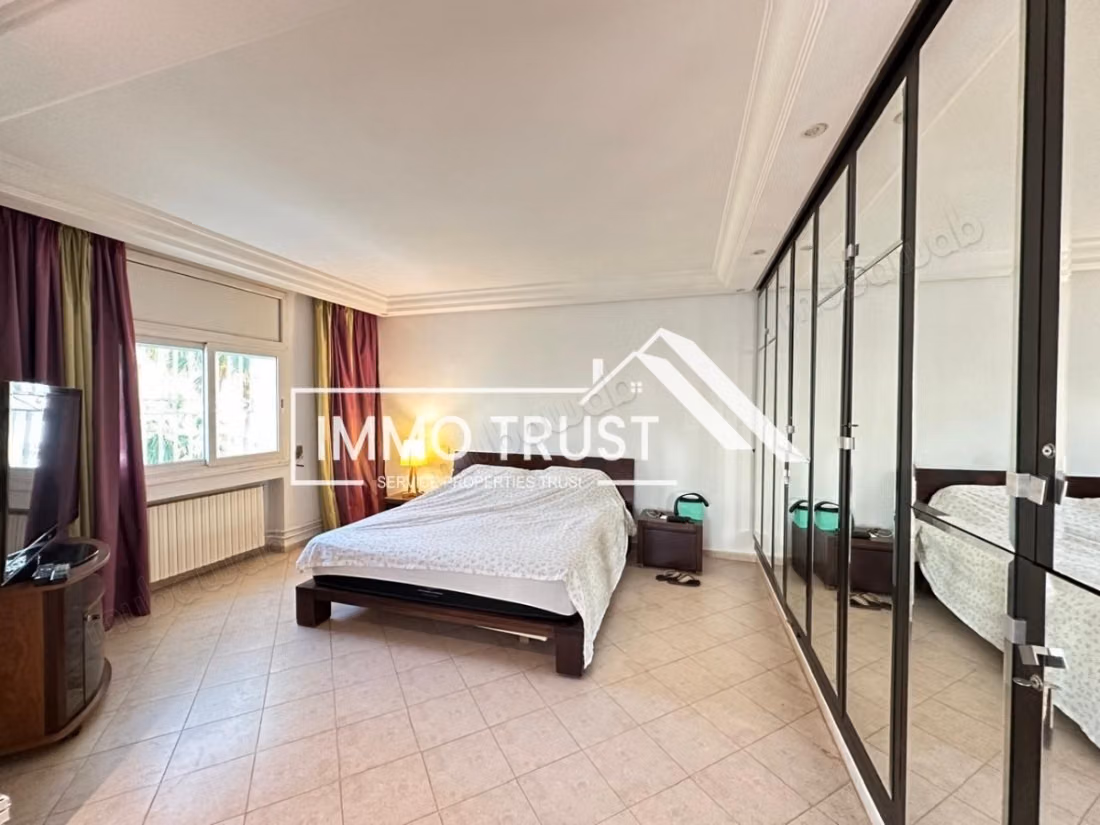 Villa S4 avec piscine et jardin à La Soukra