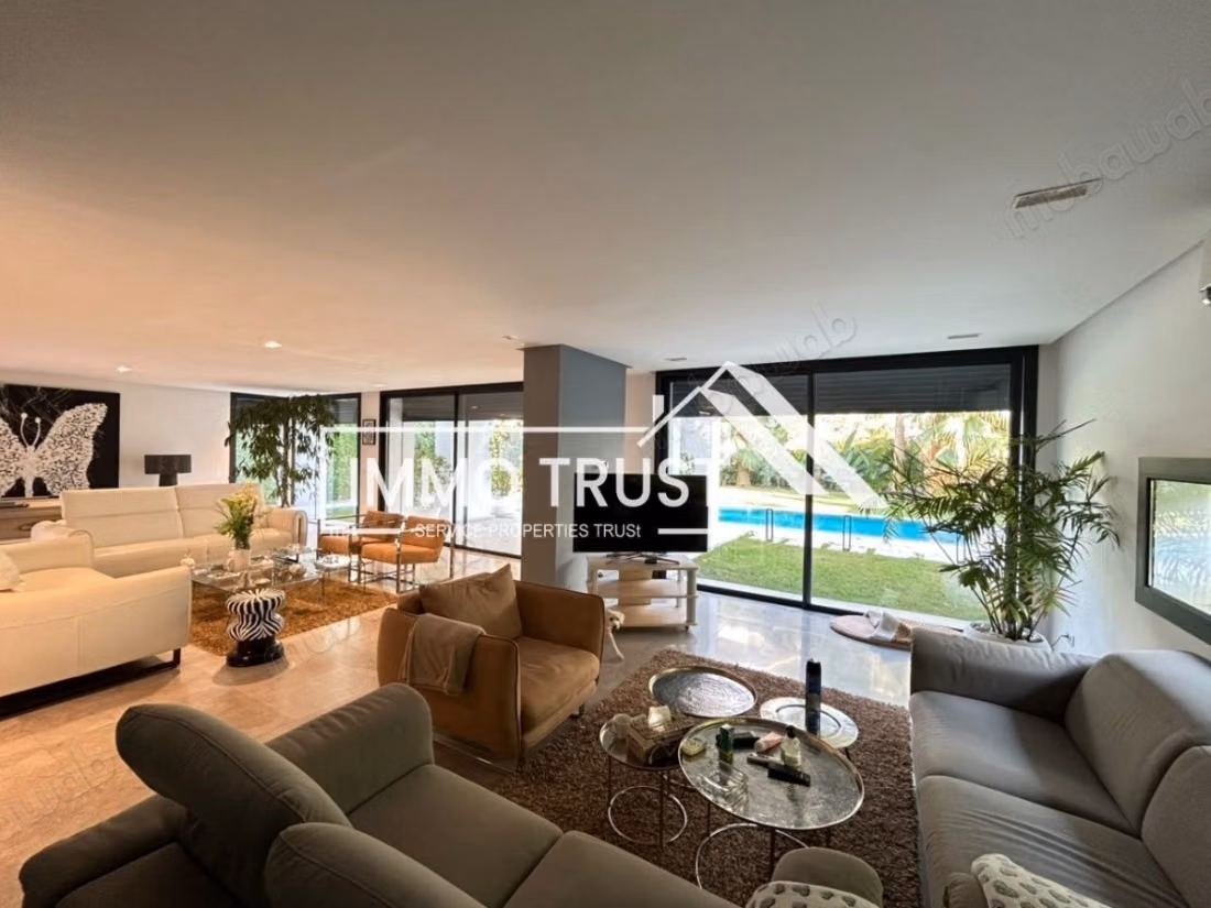 Villa S4 avec piscine et jardin à La Soukra