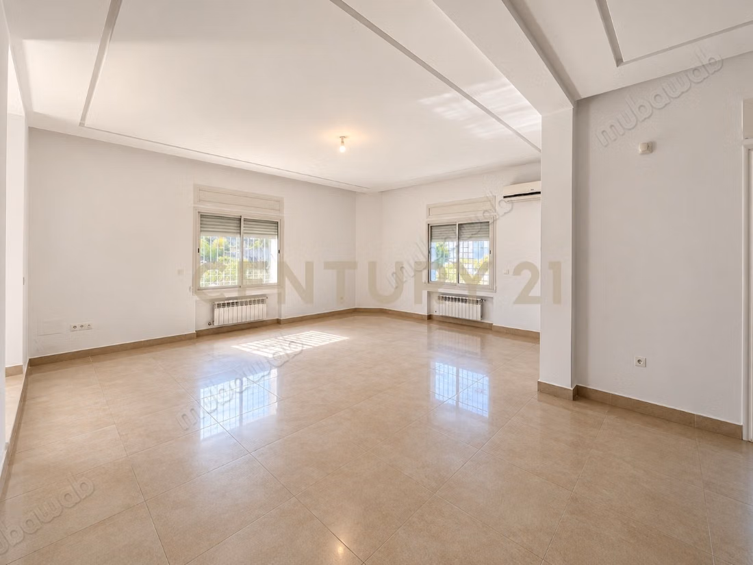 À louer – villa s4 aux berges du lac 1 350 m²