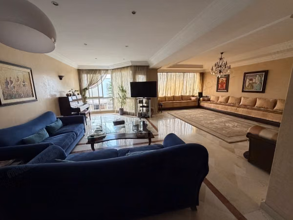 For sale - spacious apartment in Agdal, 16 November Avenue
