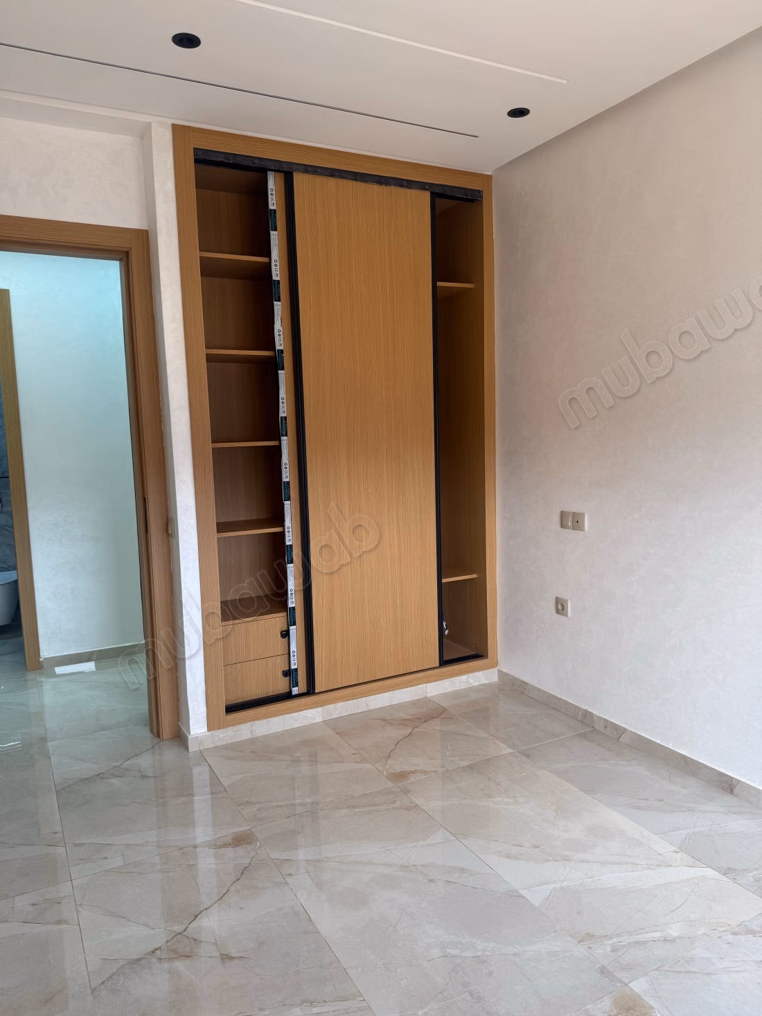 Beautiful apartment for sale in M’hamid 9.3 large rooms