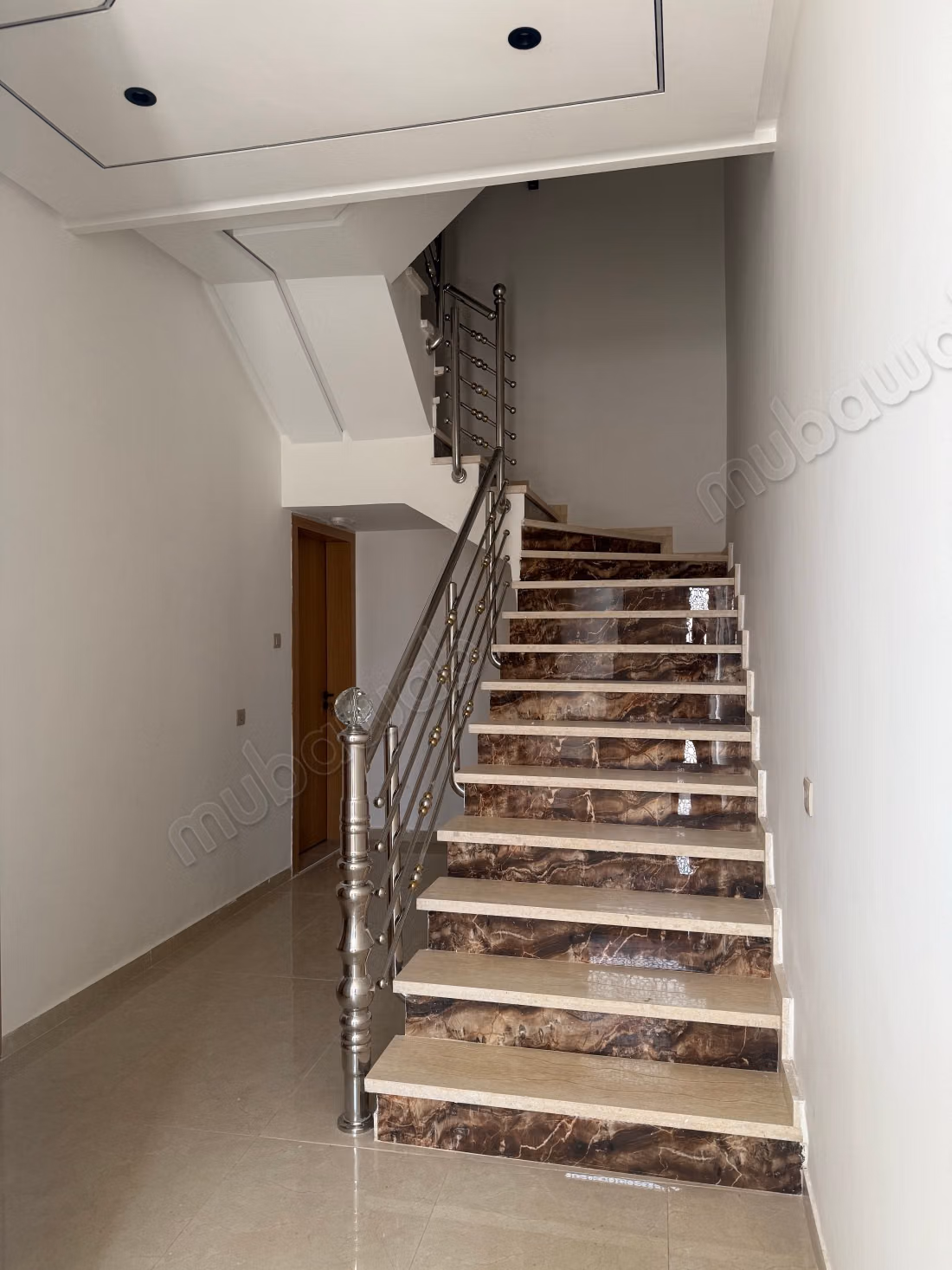 Beautiful apartment for sale in M’hamid 9.3 large rooms